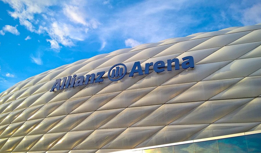 Allianz units fined over misleading travel insurance