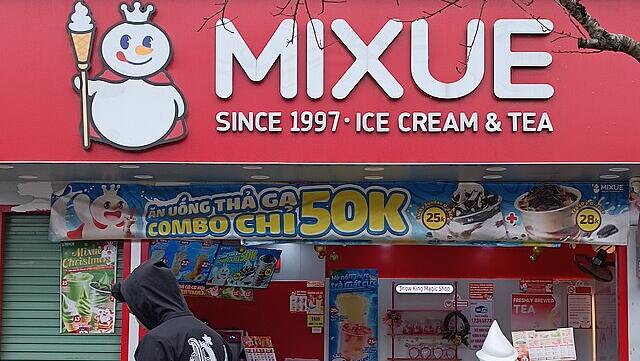 Chinese bubble tea giant Mixue launches IPO
