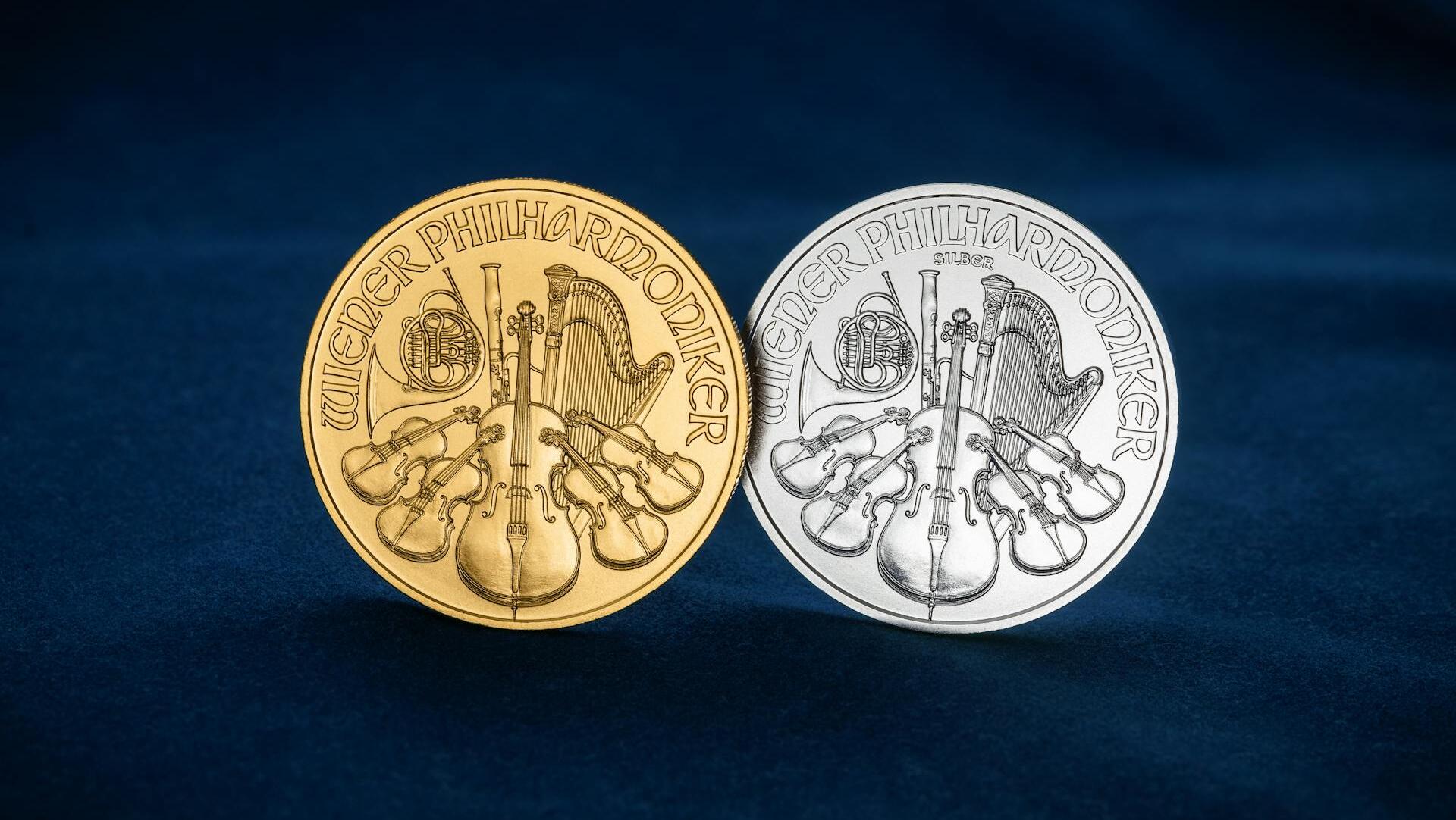 Gold steady below records amid trade war fears