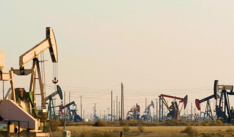 Markets: Oil prices gain as US inventories drop