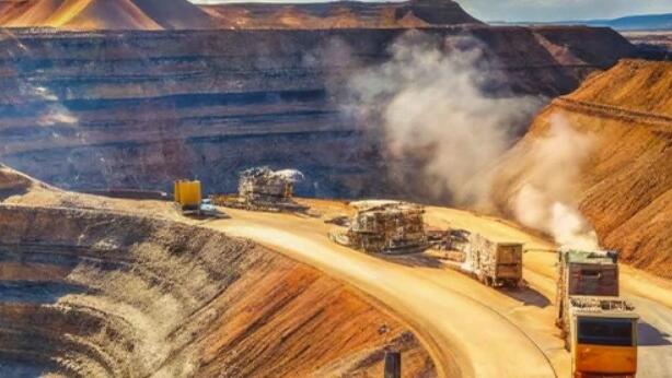 Fundraising for mothballed projects as gold price fires