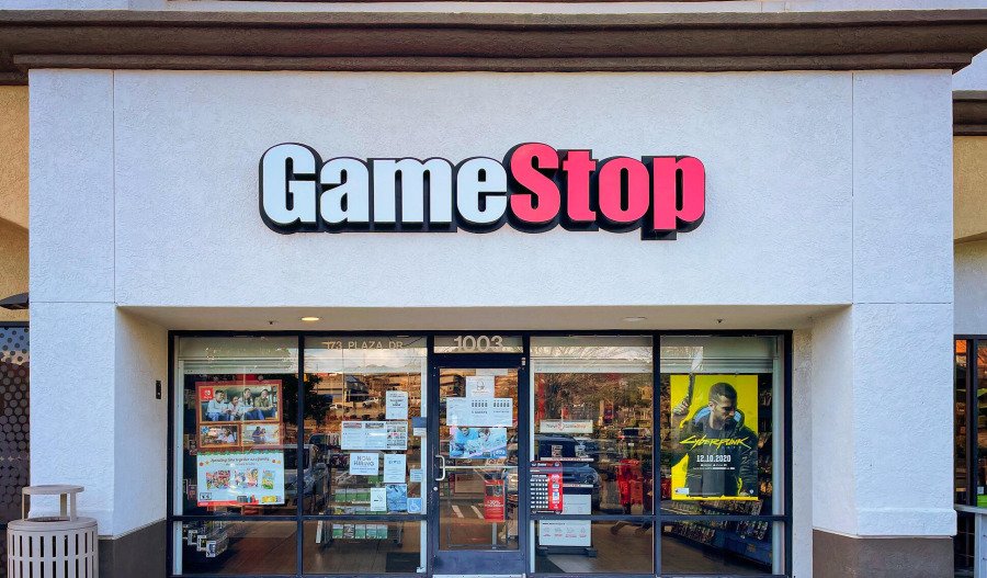 GameStop posts mixed earnings, will invest in Bitcoin