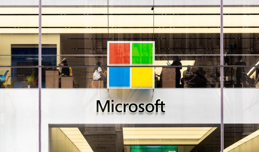 Microsoft walks away from data centre expansion