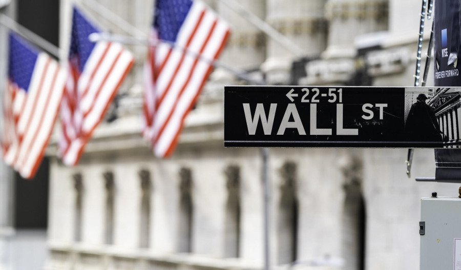 US benchmark falls ensue as world trade war fears swell