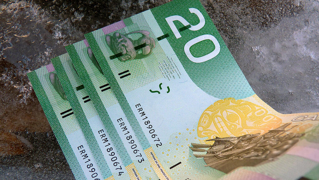Canada holds interest rates amid tariff uncertainty