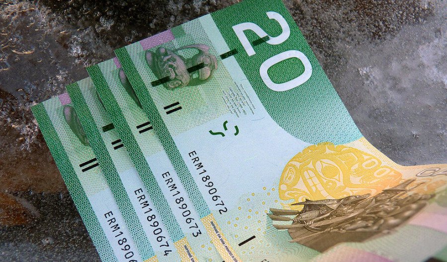 Canada holds interest rates amid tariff uncertainty