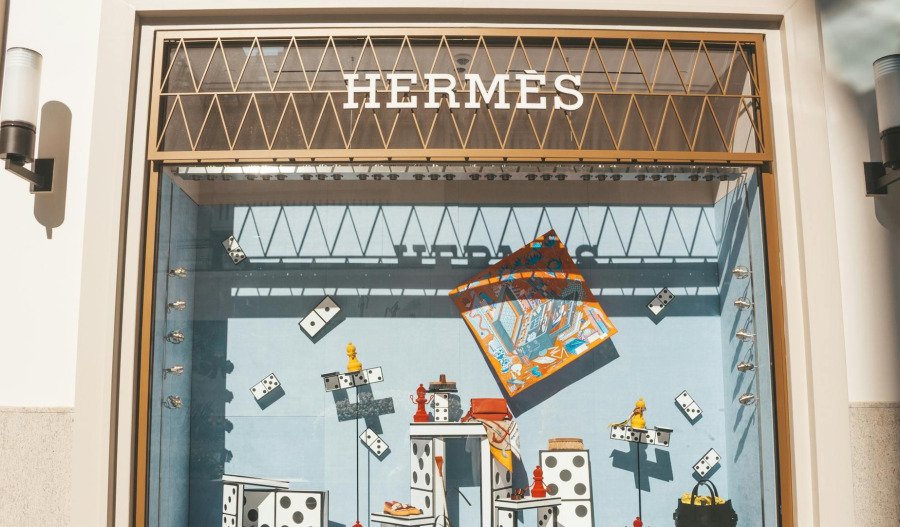 Hermes sales growth slows under economic pressures