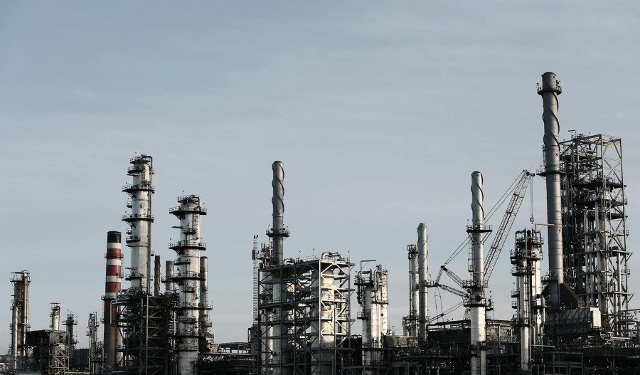 Oil prices fall as OPEC boosts June output