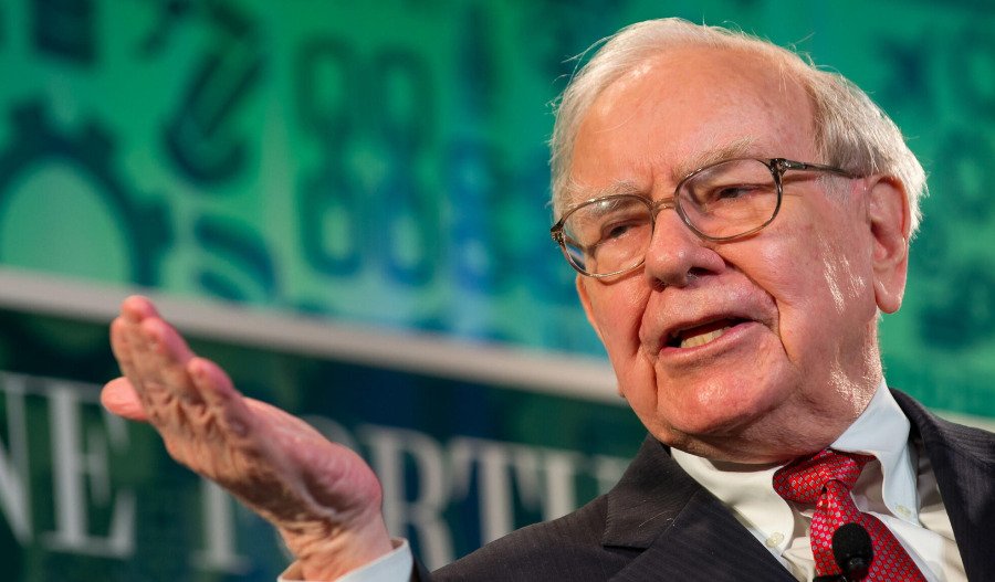 Buffett steps down as Abel takes helm