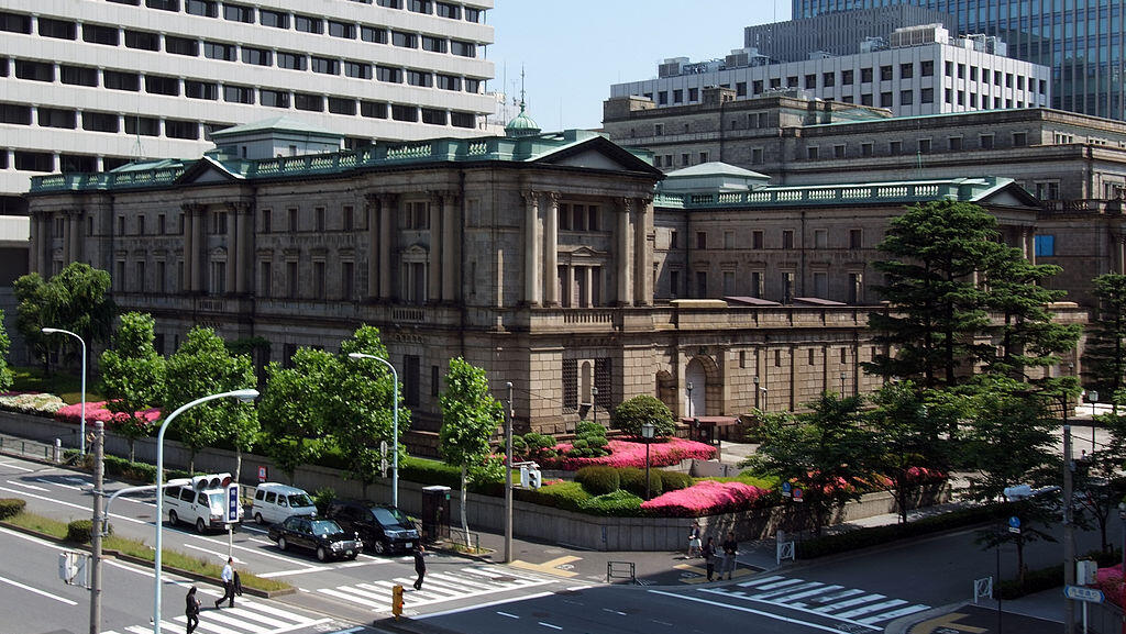 BoJ holds rates steady, eyes global economic risks