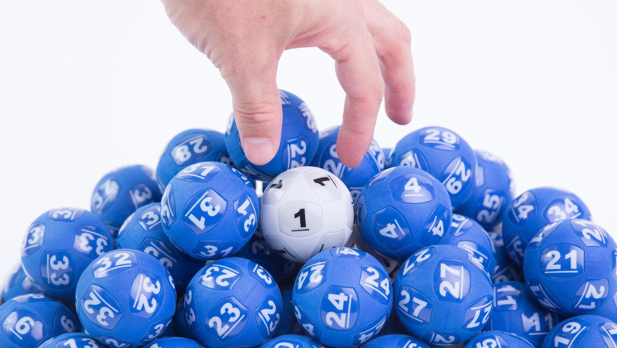 Sole mystery buyer has won Powerball's $100m jackpot