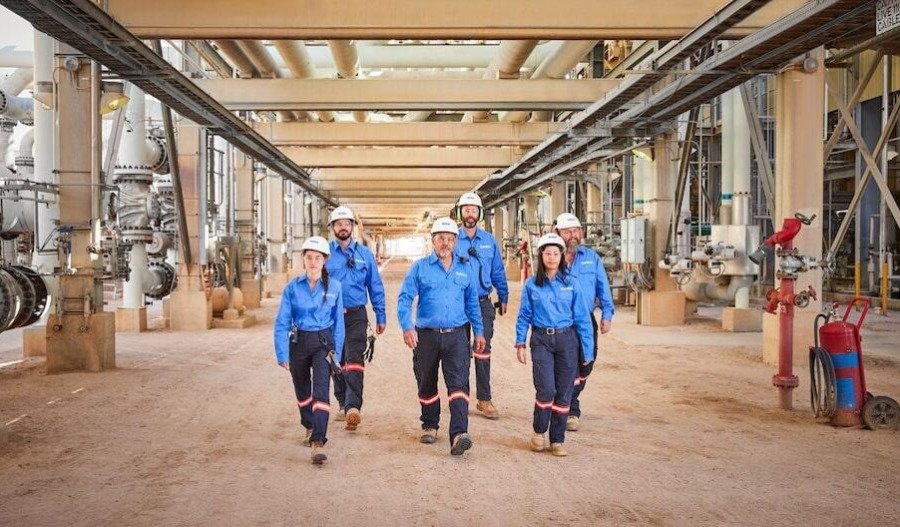 Abu Dhabi entities, Carlyle bid for ASX energy giant Santos