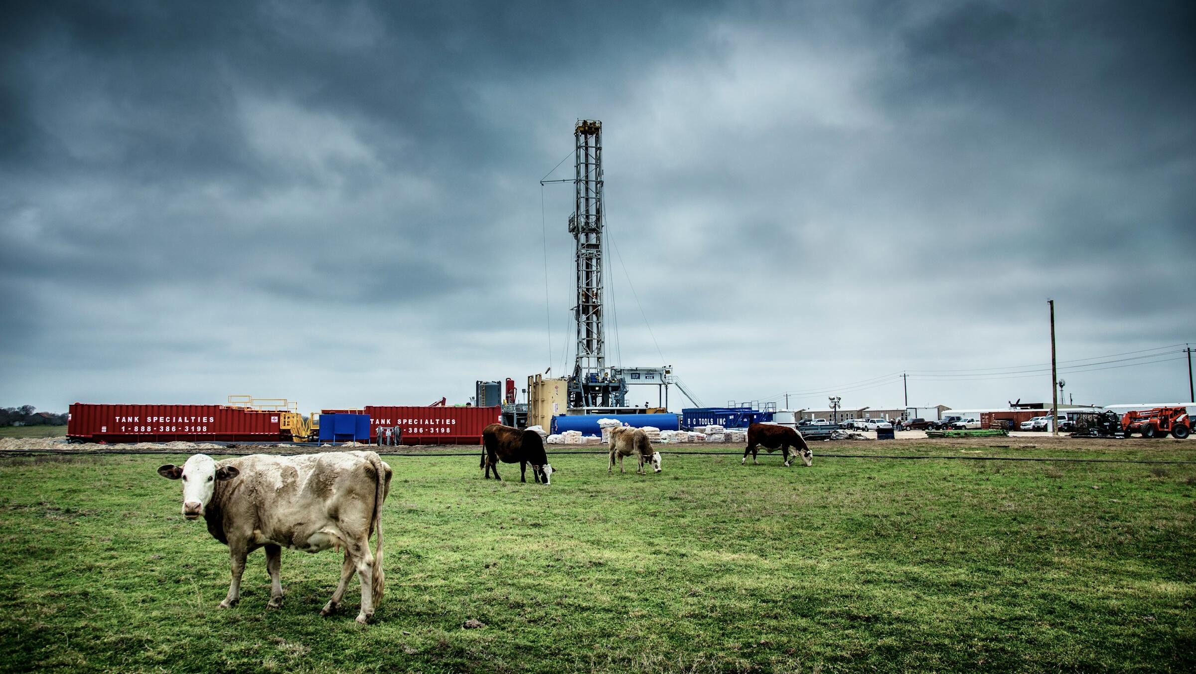 Oil pushes higher; M.East tensions threaten supply