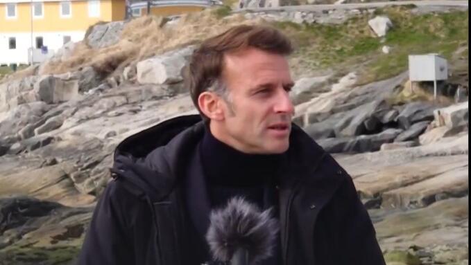 Macron visits Greenland, criticises Trump's comments