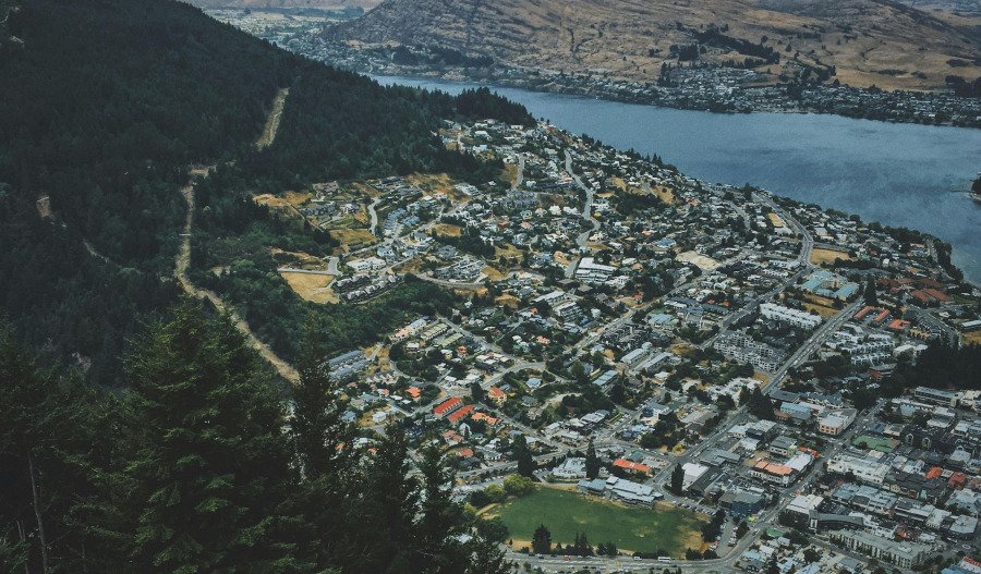 'Longer to commit': Median house prices steady in NZ