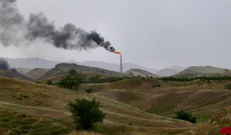 Oil below 5mth highs; Iran-Israel conflict continues