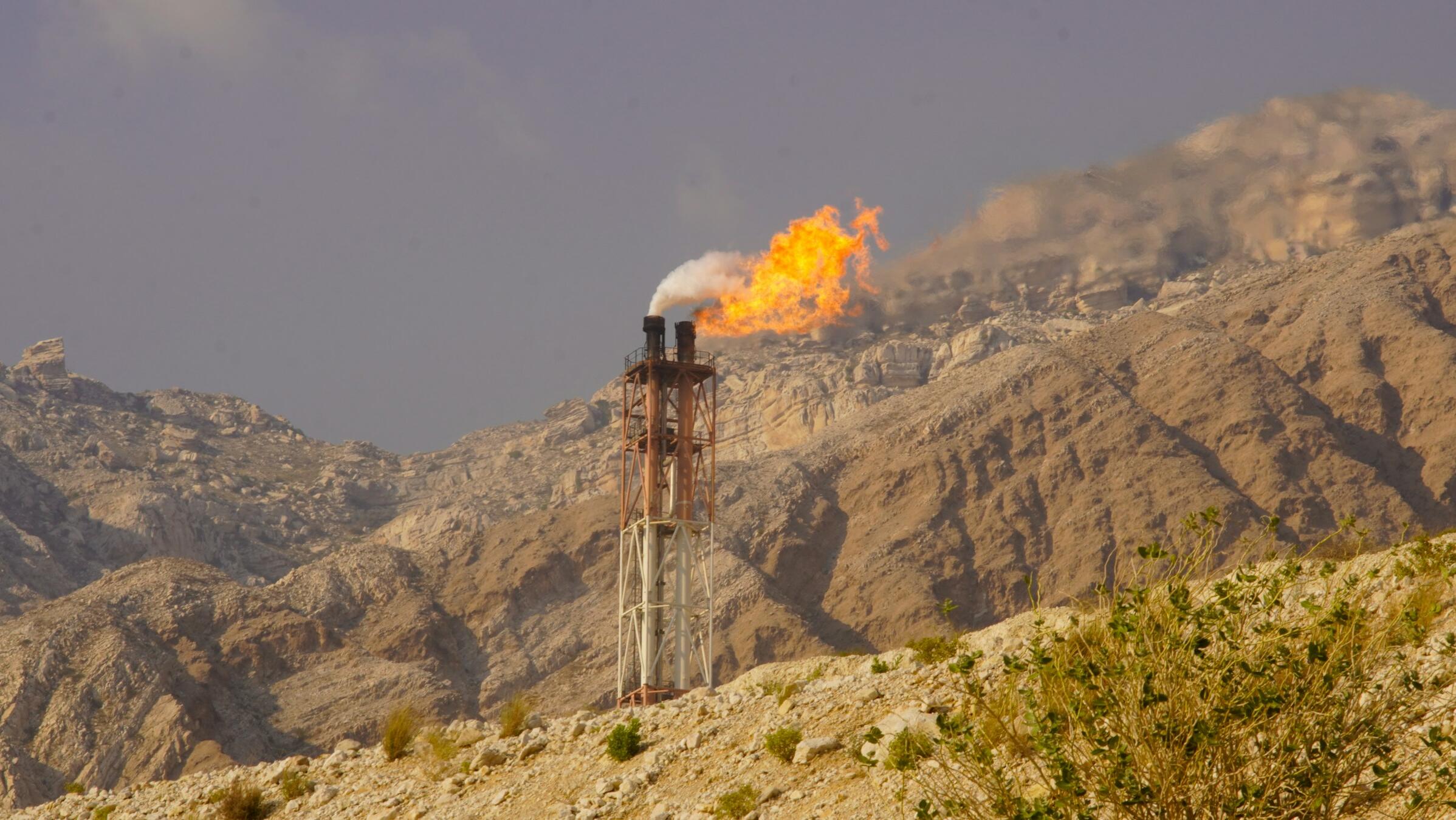Oil slips; markets weigh Trump’s Iran stance