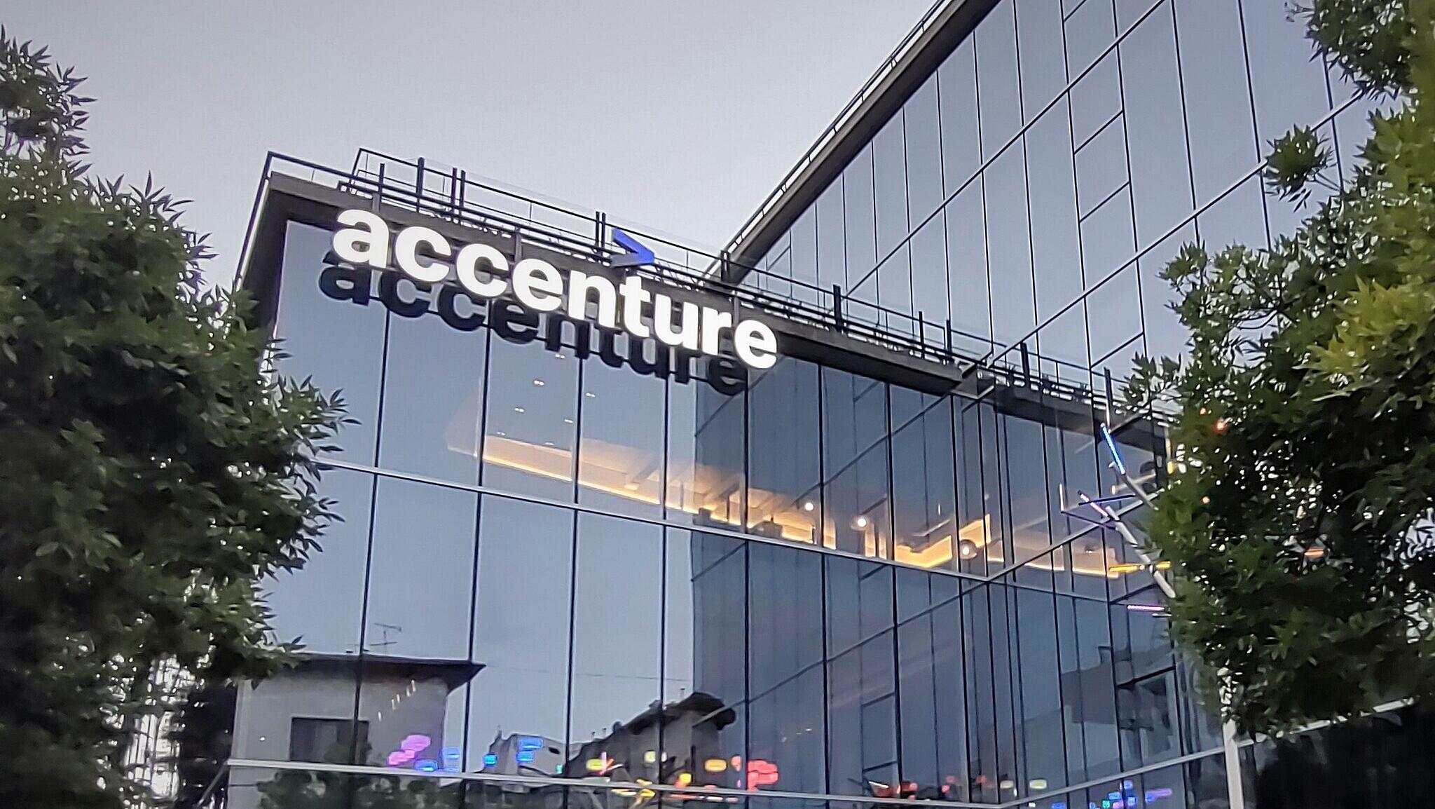 Accenture shares drop on mixed Q2 earnings