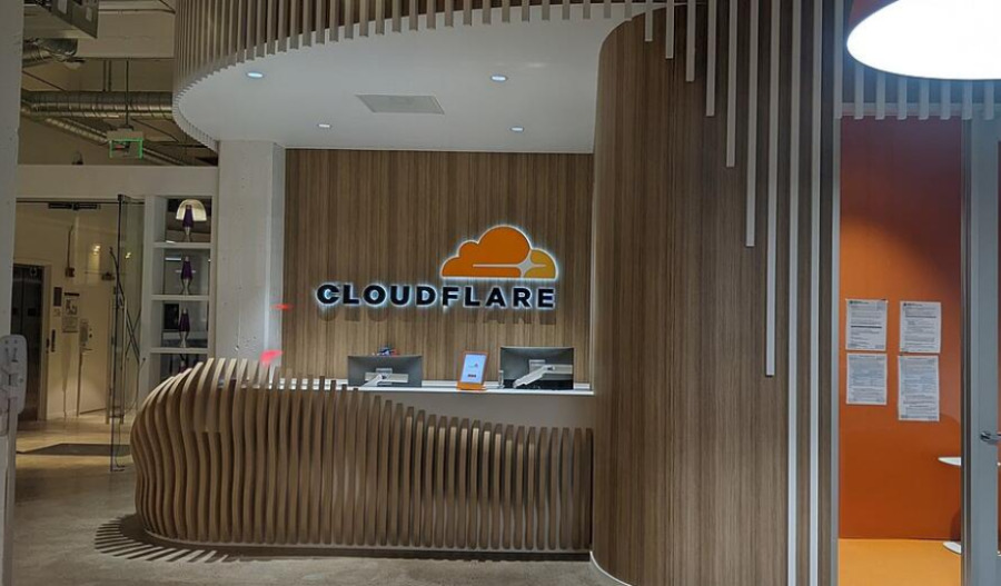 Cloudflare rolls out new tool blocking AI crawlers
