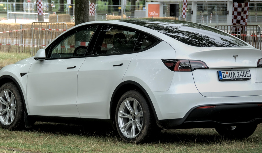 Reversing Tesla defies trend as mega-companies grow