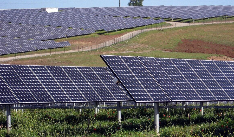 Australian solar farms powering off more: AEMO