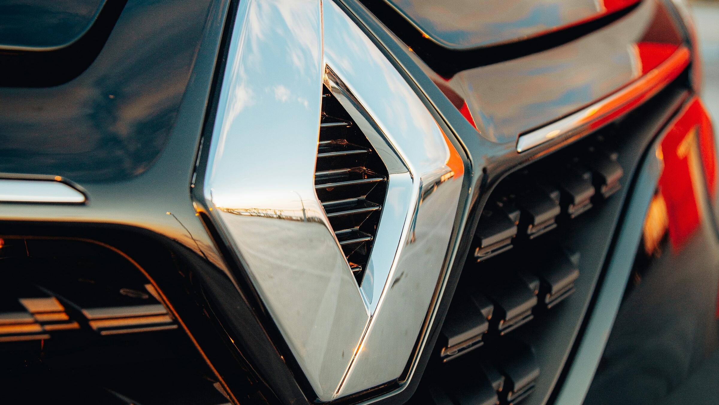 Renault slumps as French automaker cuts outlook