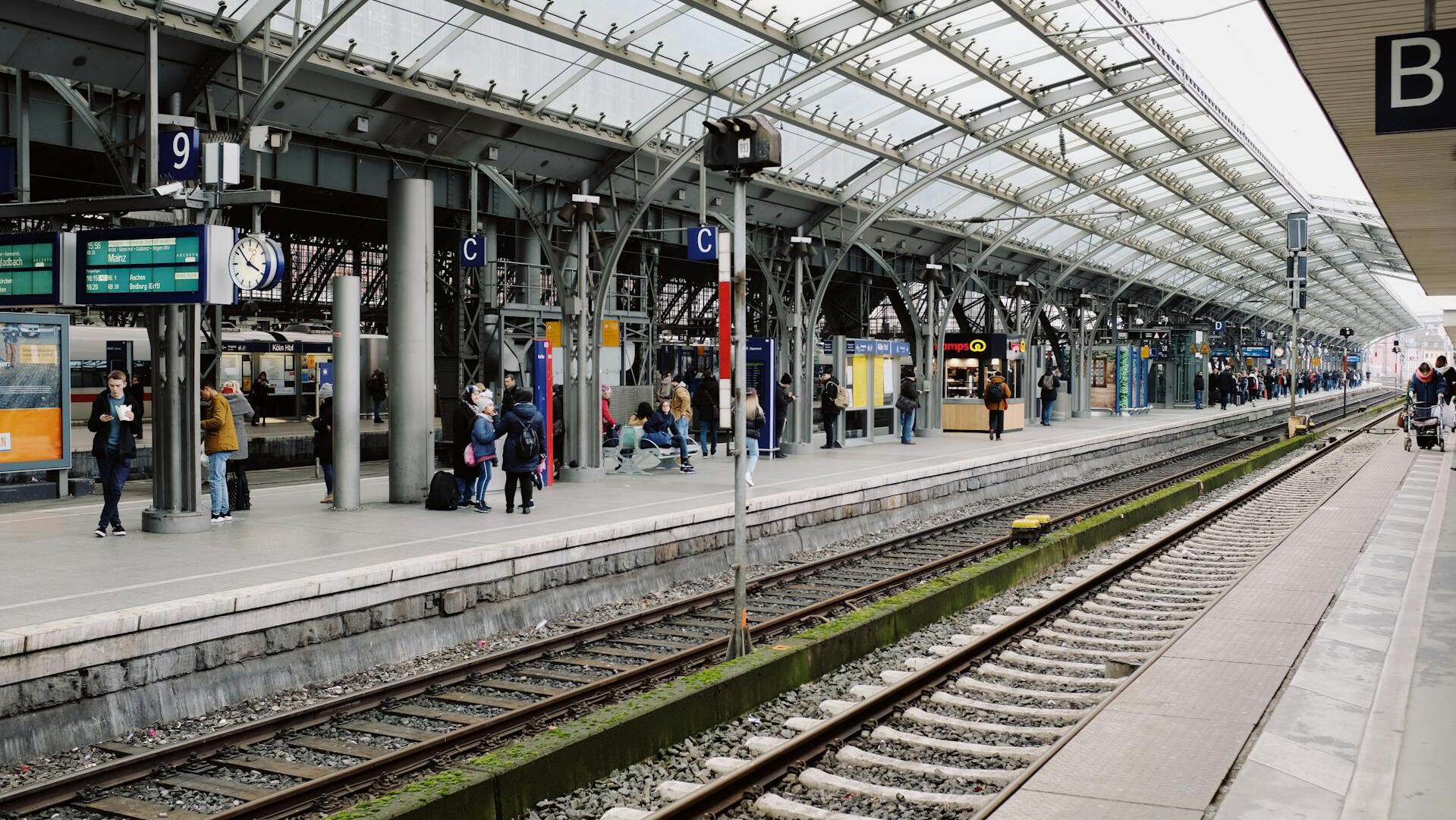 Direct UK-Germany trains could begin under new treaty
