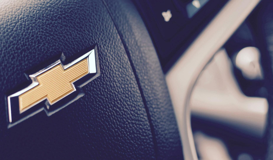 GM sees tariff drag, adjusts EV push for resilience
