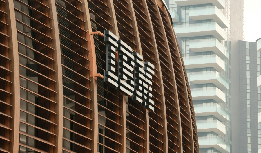 IBM lifts its outlook as AI, margins boost Q2 results