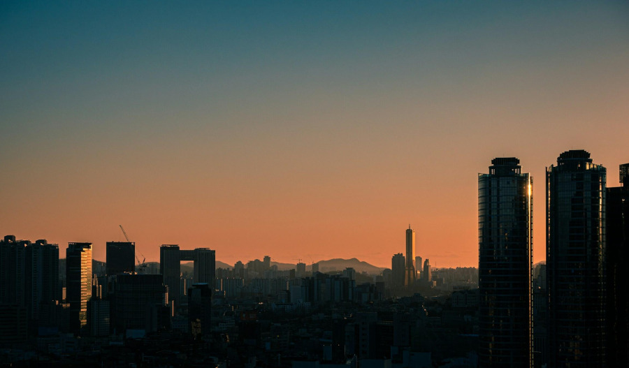 APAC markets mixed on trade concerns, Japan CPI data