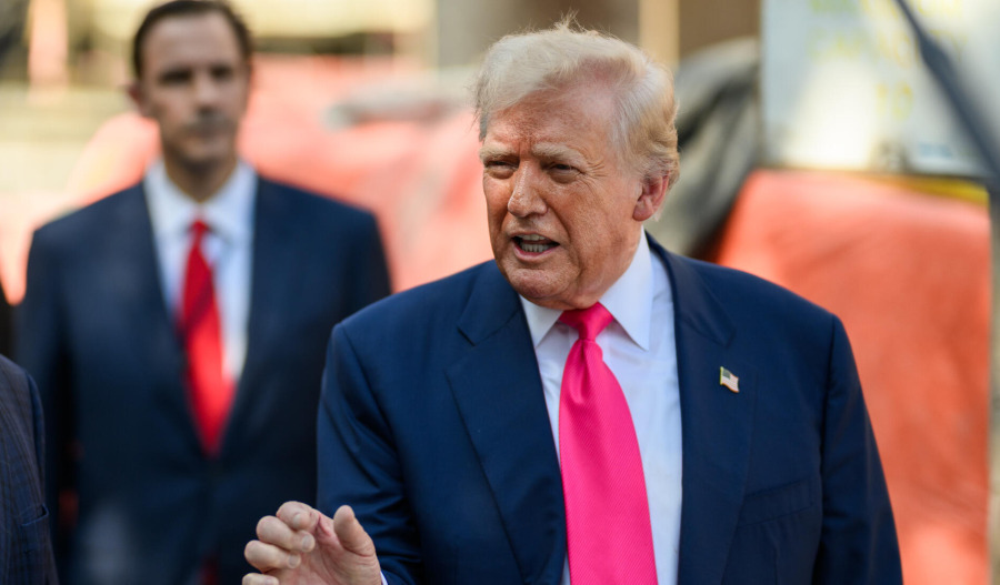 Trump: Russia must agree to peace in '10 or 12 days'