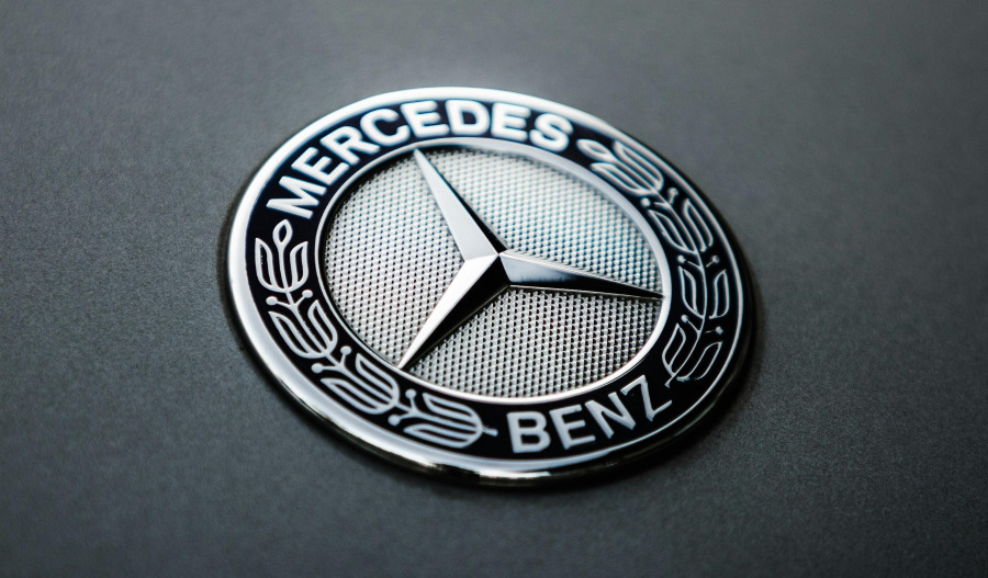 Mercedes-Benz revenues fall amid US tariffs