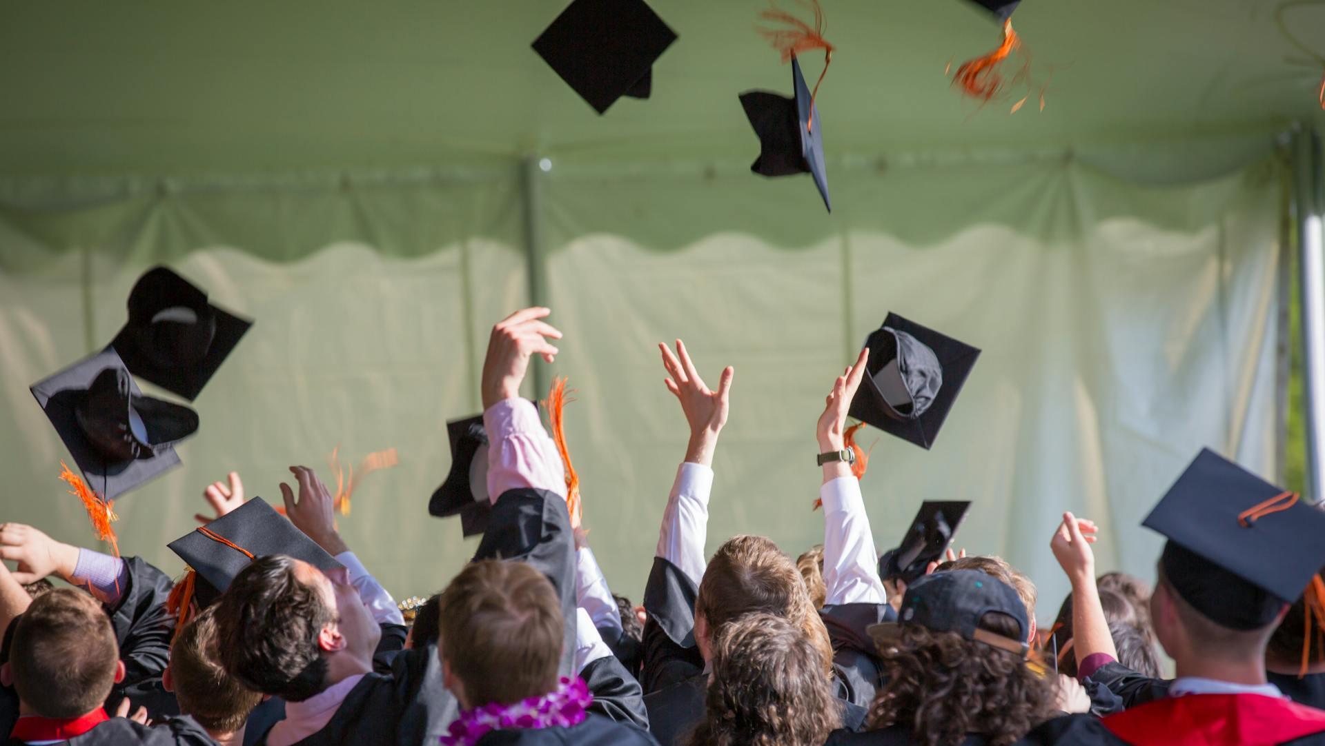 Parliament passes bill slashing student debt by 20%