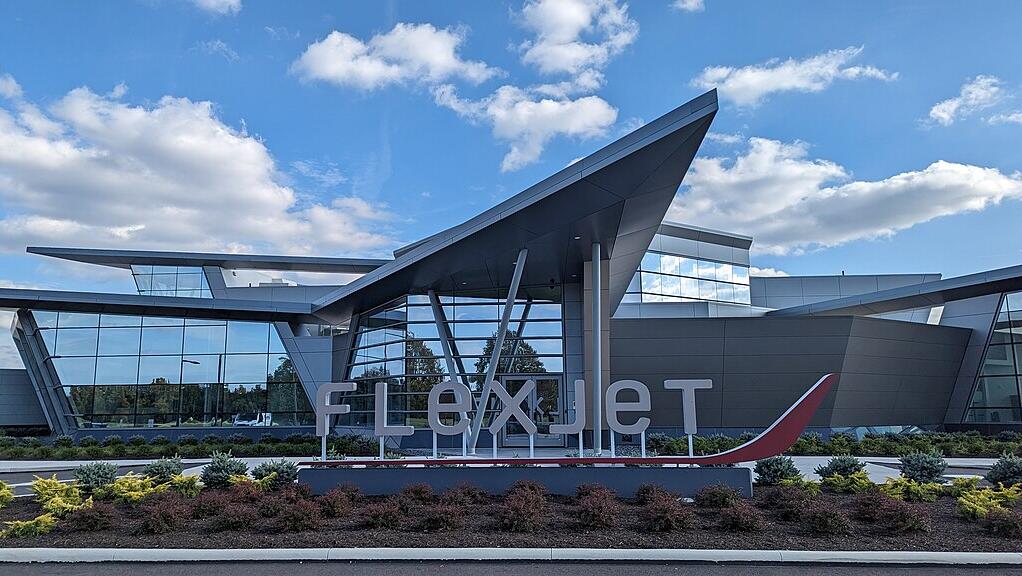 Flexjet raises US$800 million, courtesy of LVMH