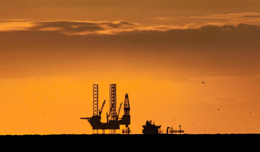 Oil dips on OPEC+ output hike, despite Russia risk
