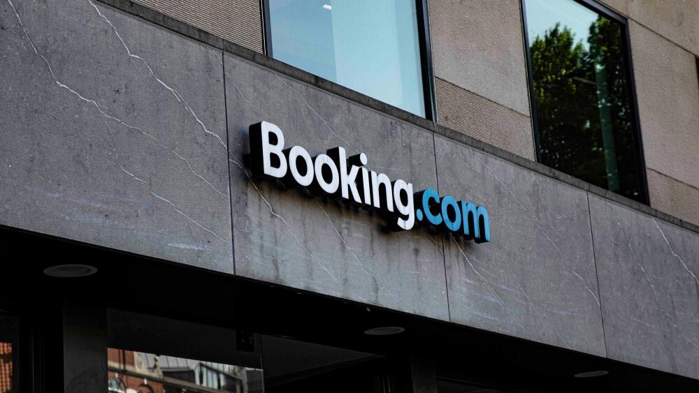 European hotels sue Booking.com for best price clause