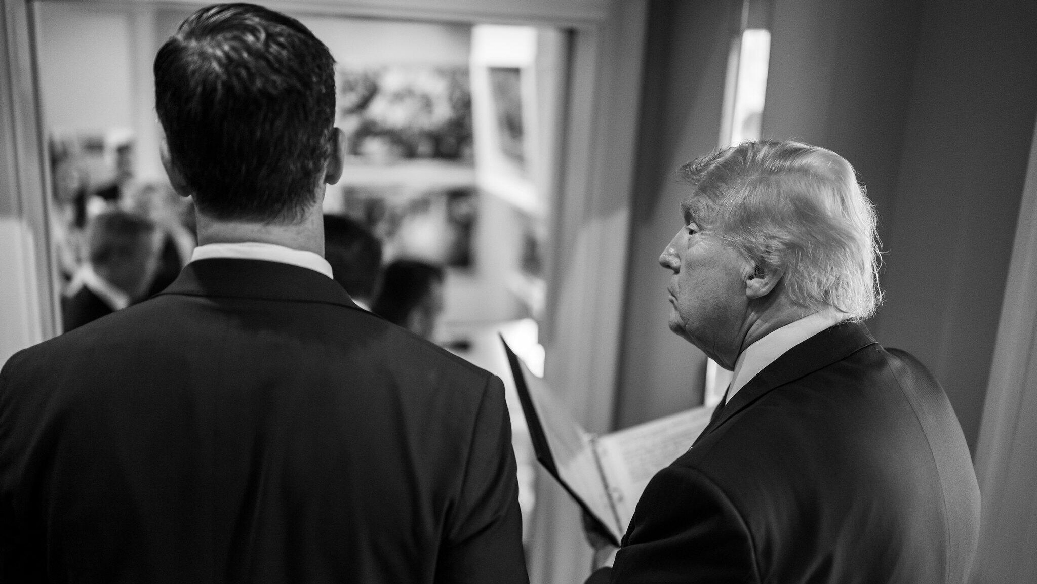 Trump administration considers stake in Intel