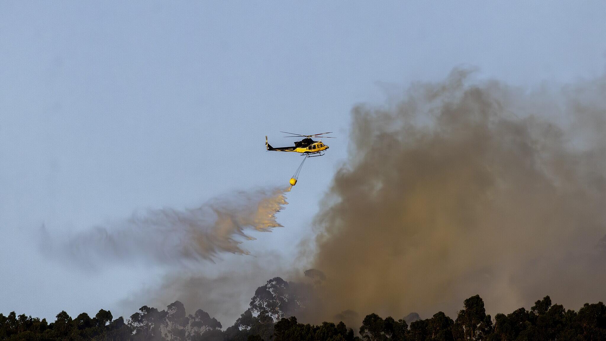 EU sends firefighting planes to Spain as wildfires rage
