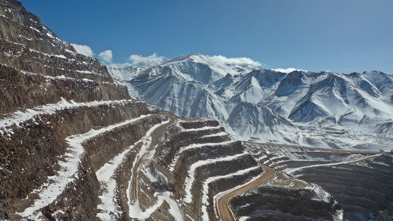 Barrick, Shandong pursue US$400m Veladero mine upgrade