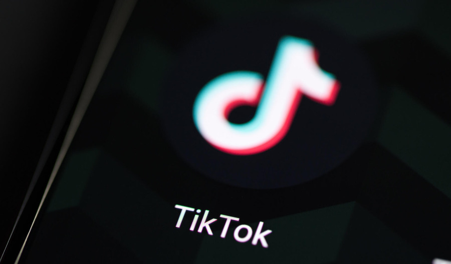 White House opens TikTok account before ban deadline