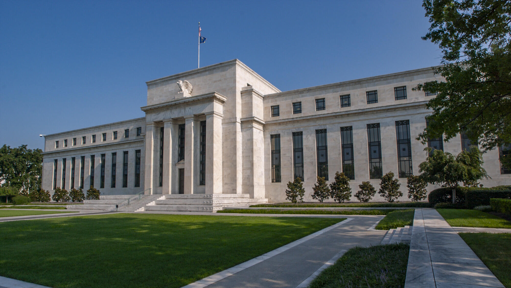Fed Minutes: Bowman, Waller in rare rate cut dissent