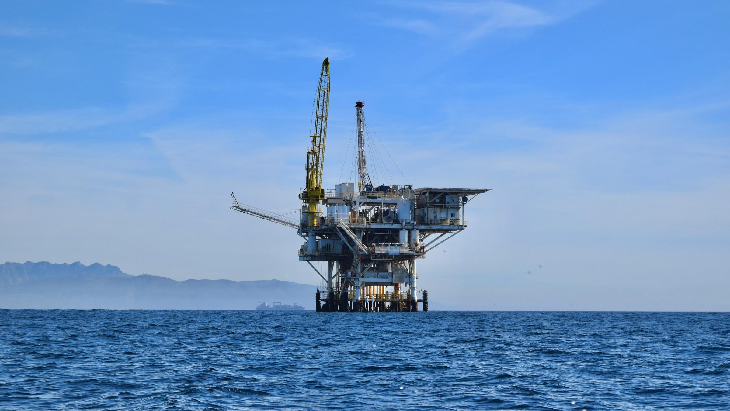 Oil edges higher; Ukraine strikes Russian energy sites