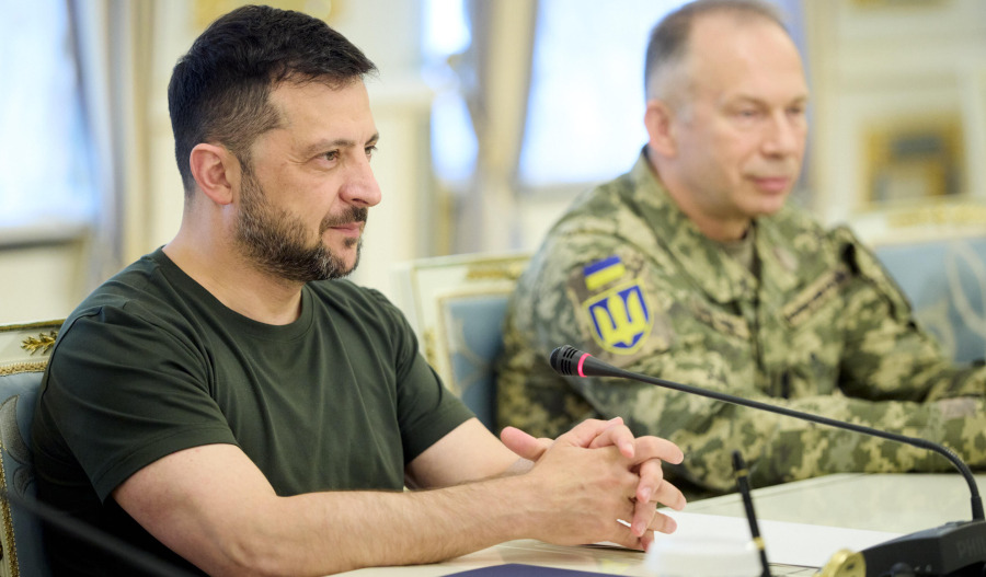 Russian military crosses into key Ukrainian region