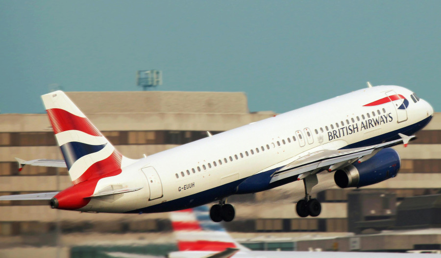 UK air passenger numbers reach new record