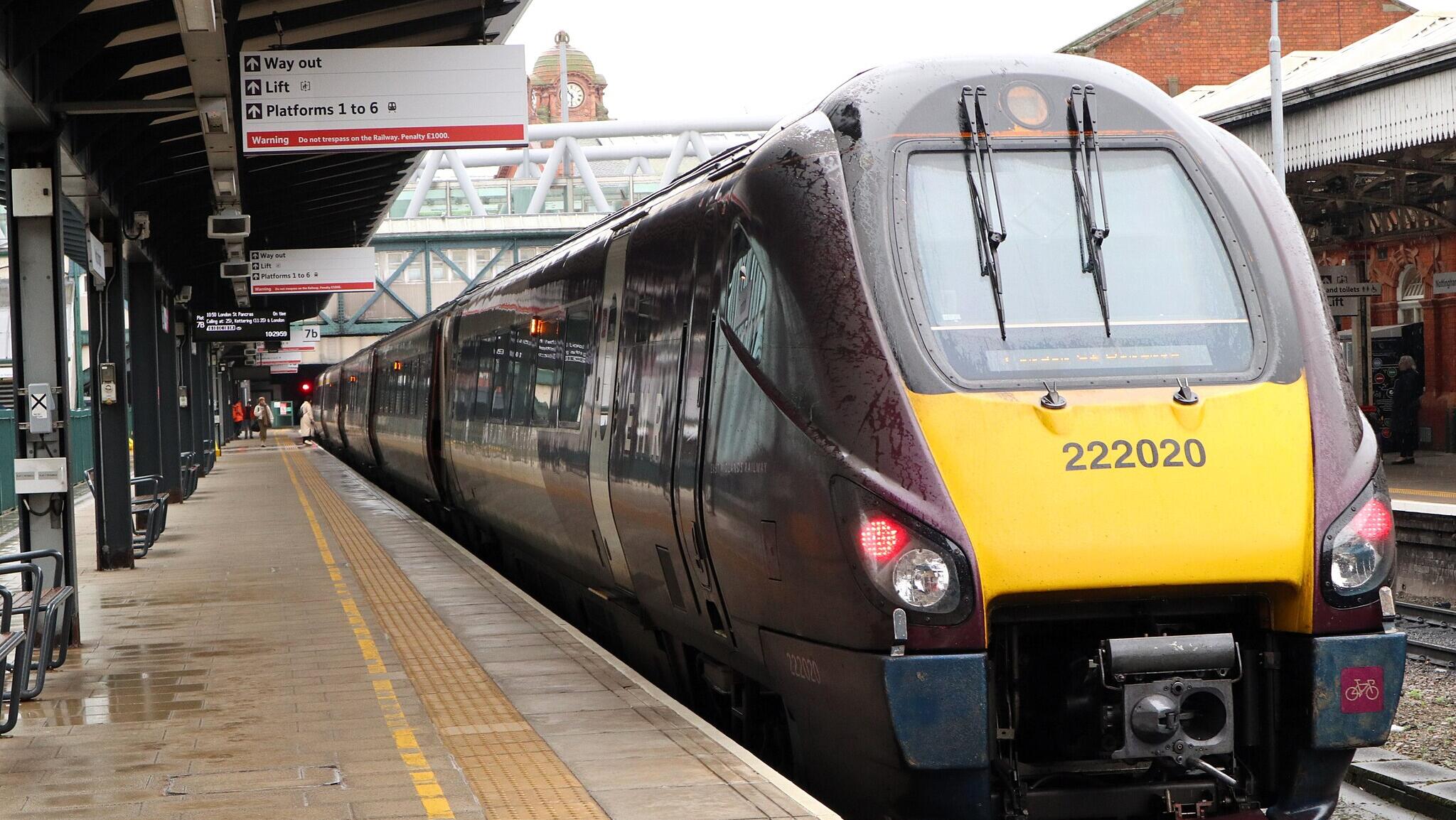 England trials ticketless pay-as-you-go rail travel