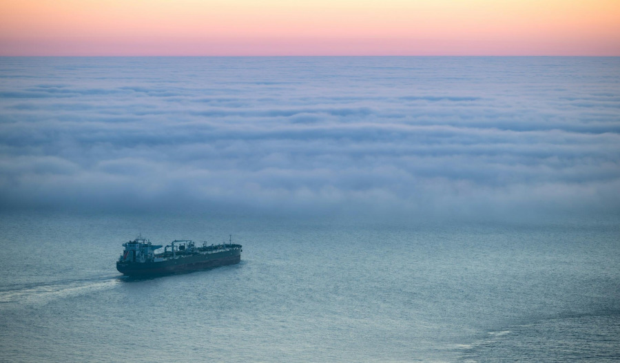 Syria dusts off oil sector to revitalise economy