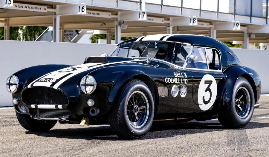 Historic 1966 AC Cobra to fetch US$2.7m at auction