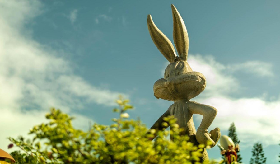 Warner Bros soars on Paramount US$60bn bid talk