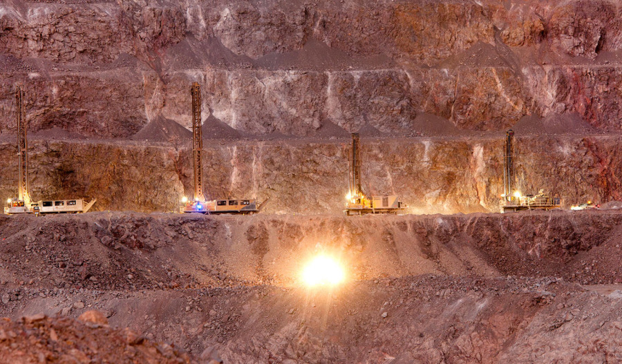 Barrick farewells Canadian gold for red metal future
