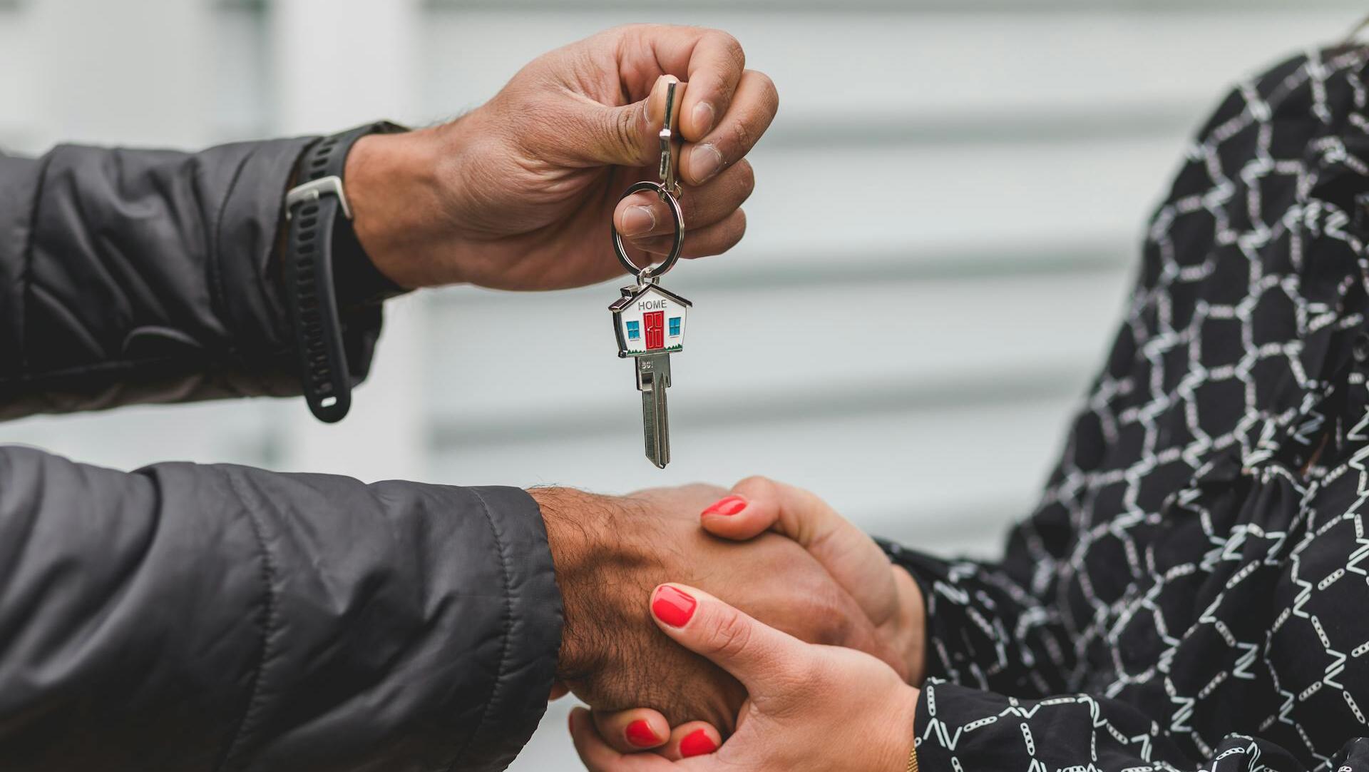 US homeowner costs rose in 2024 amid high mortgage rates